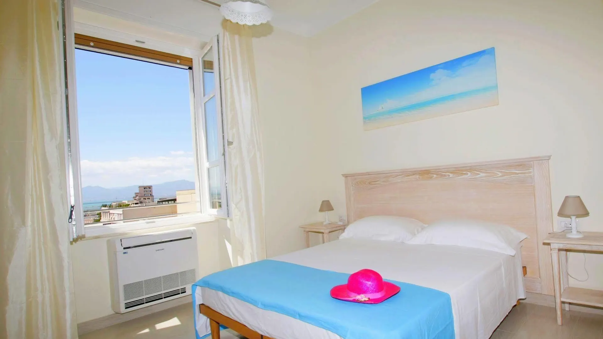 Brezza Marina Luxury Rooms カリアリ