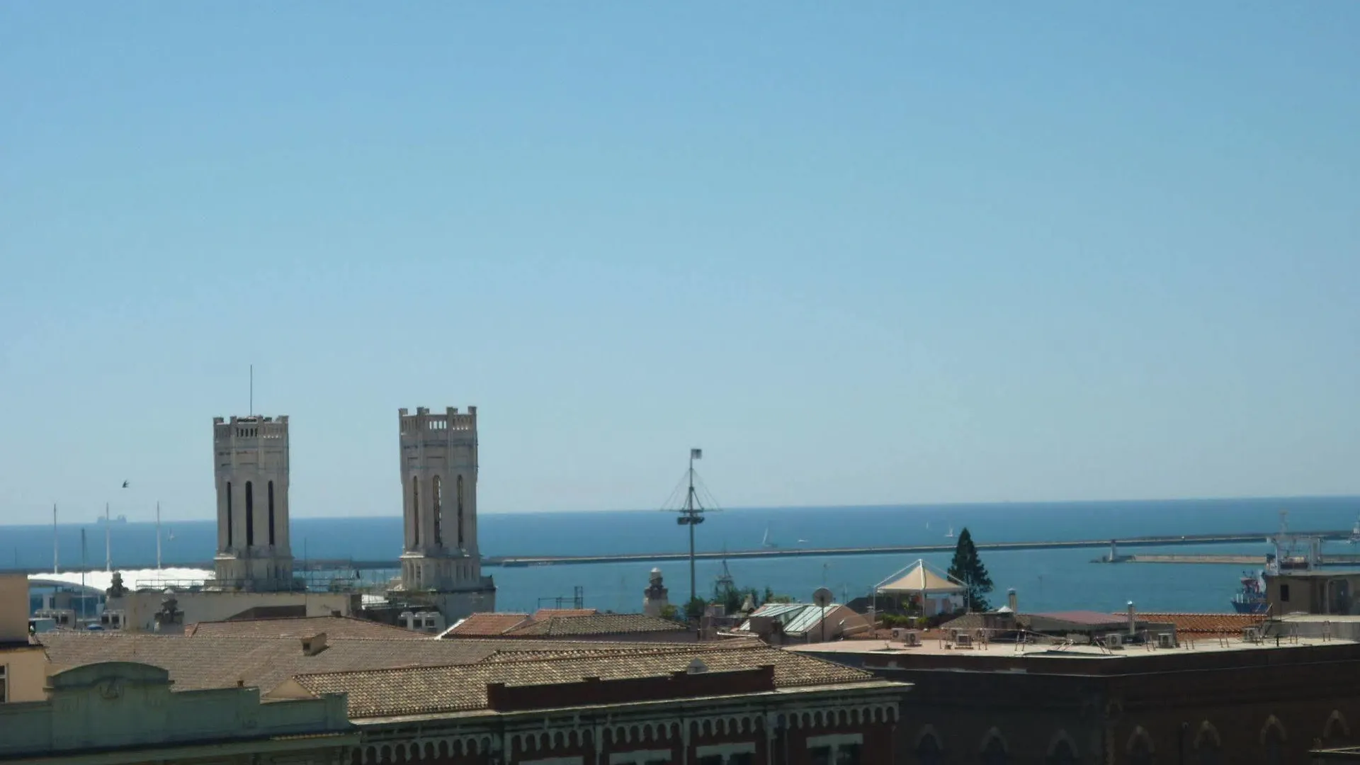 فندق بريزا مارينا لوكشري رومز كالياري